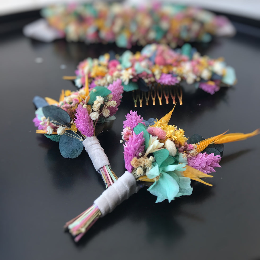 Boutonnière (bajo pedido-consulta el apartado Detalles)